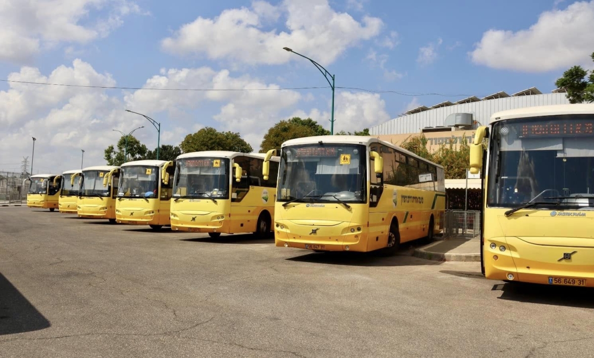 בדיקת צי האוטובוסים על ידי משטרת התנועה הארצית