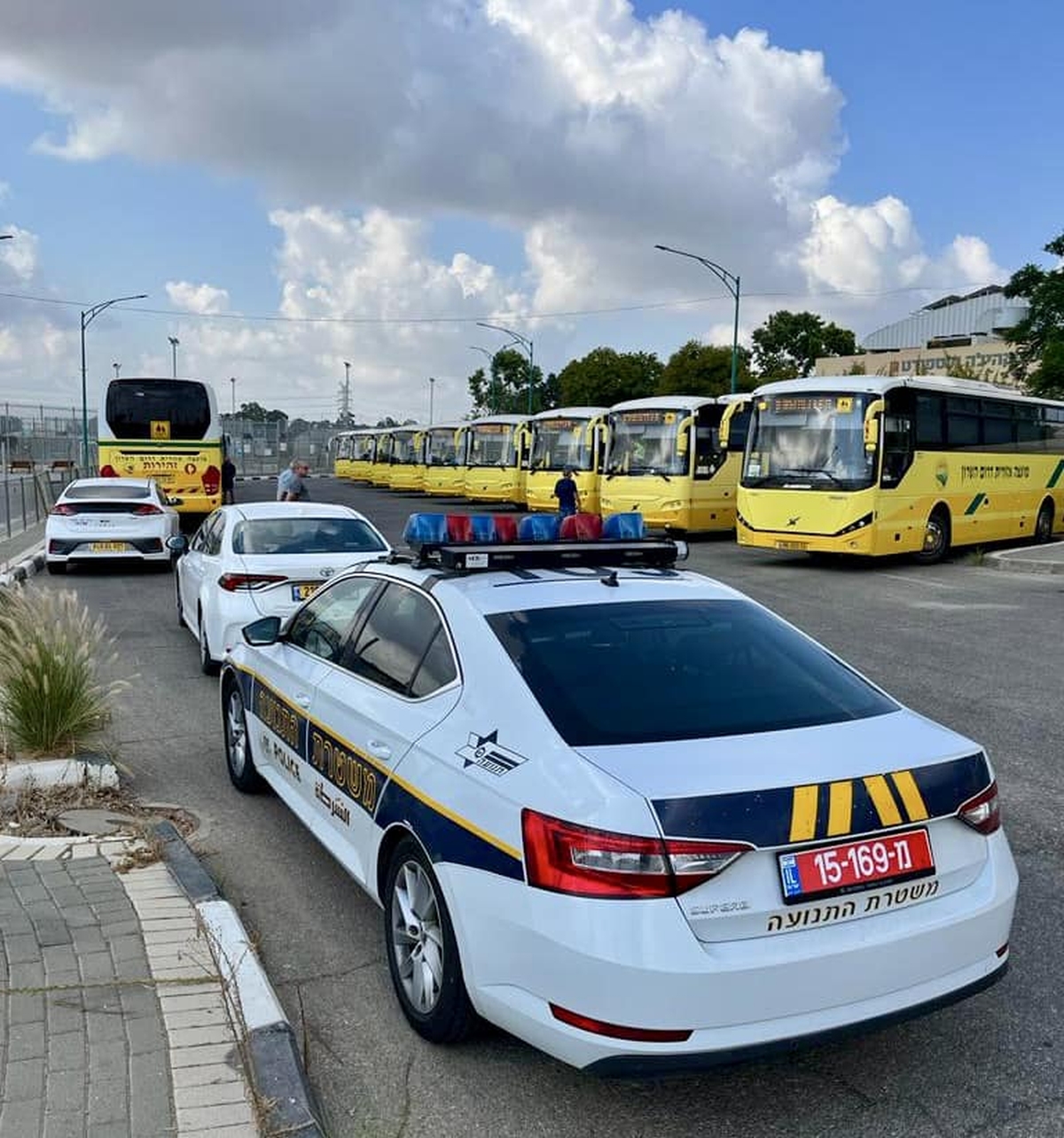 בדיקת צי האוטובוסים על ידי משטרת התנועה הארצית
