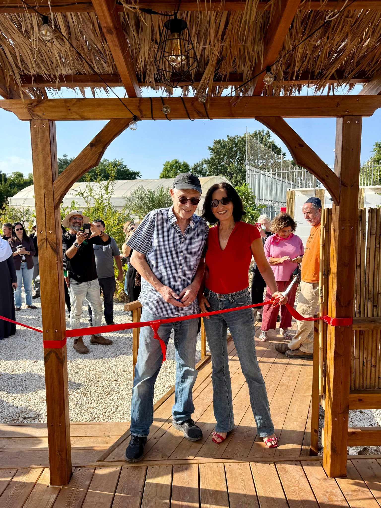 היום חנכנו מתחם מיוחד נוסף שהקמנו בחווה החקלאית