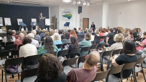 תערוכת הצילומים סיפורי נפש בדרום השרון (2).jpg