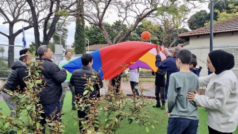 פעילות בבית ספר אדם בבית ברל בית ספר על יסודי תקשורתי ראשון במועצה לתלמידים על הספקטרום (3).jpg